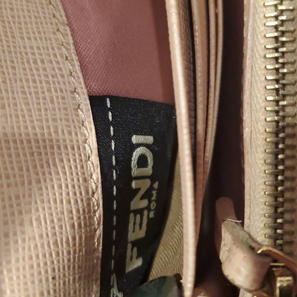 FENDI Baby Pink Wallet - Picture 5 of 16